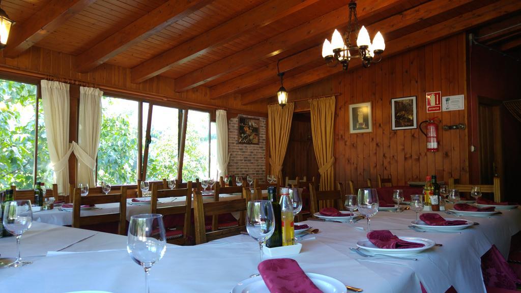 Hostal El Peregrino La Portela de Valcarce Esterno foto