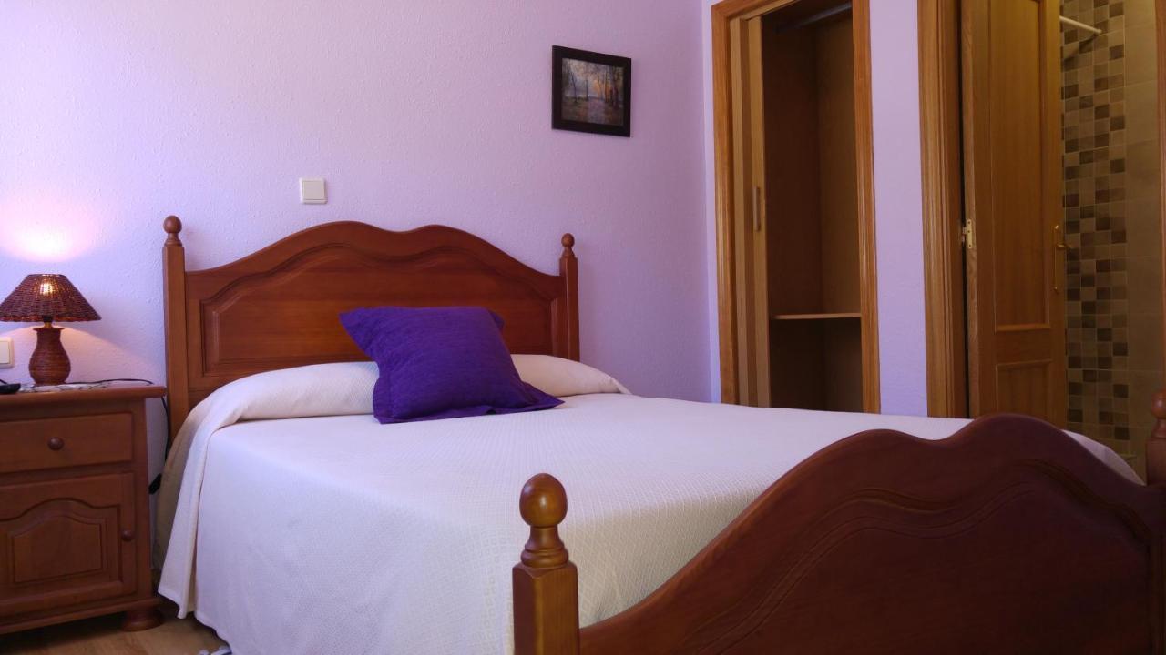 Hostal El Peregrino La Portela de Valcarce Esterno foto